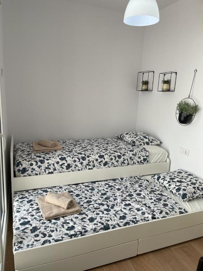 Uim Mediterraneo Poeta 6 Wifi Sagunto 외부 사진